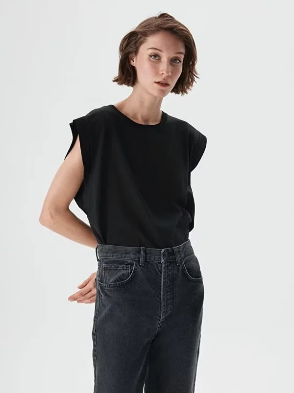 MAICË PËR FEMRA