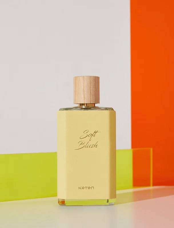 PARFUM PËR FEMRA