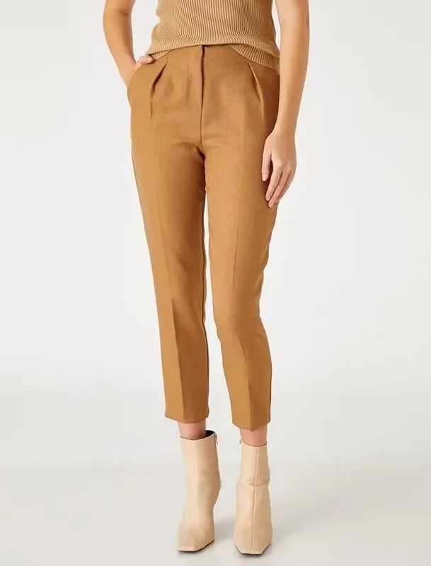 PANTOLLA PËR FEMRA
