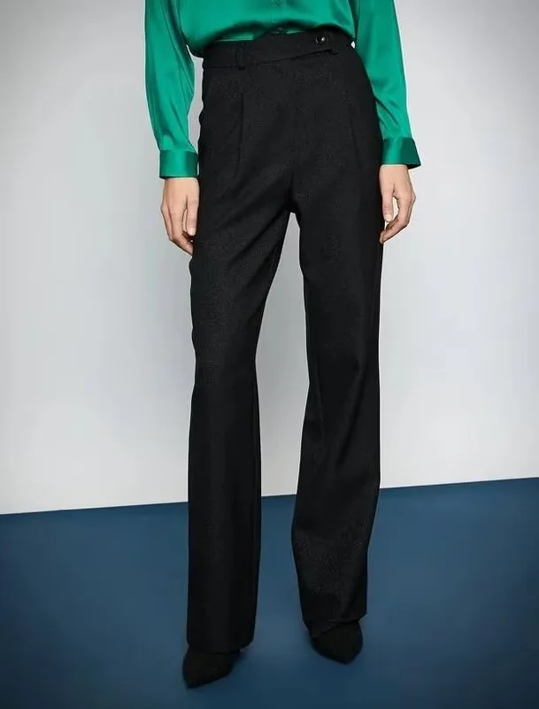PANTOLLA PËR FEMRA