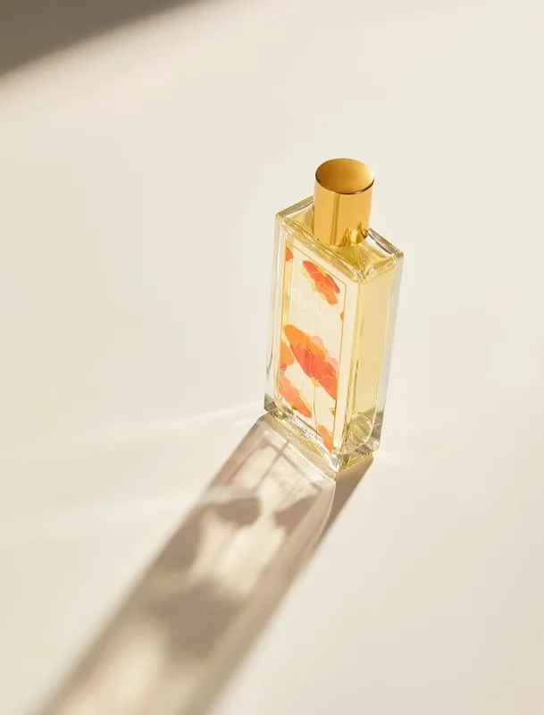PARFUM PËR FEMRA