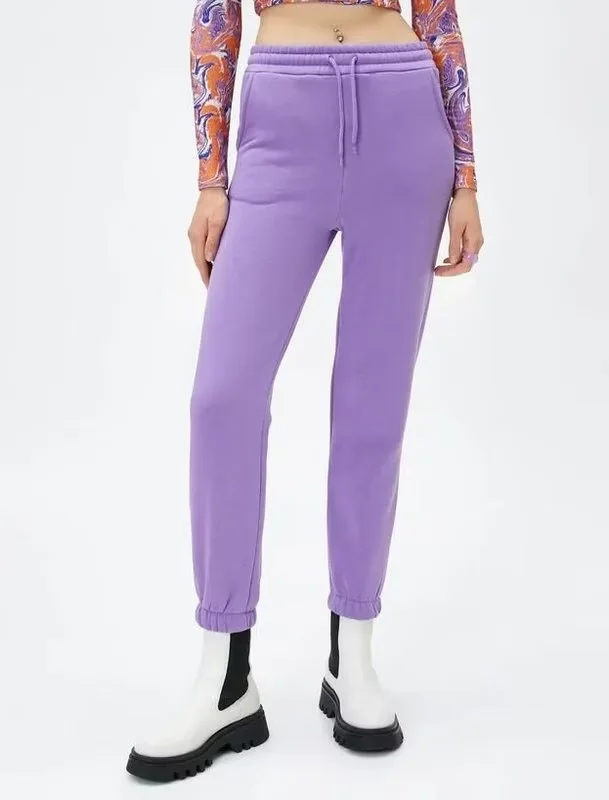 TRENERKA TË POSHTME PËR FEMRA