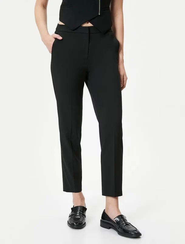 PANTOLLA PËR FEMRA