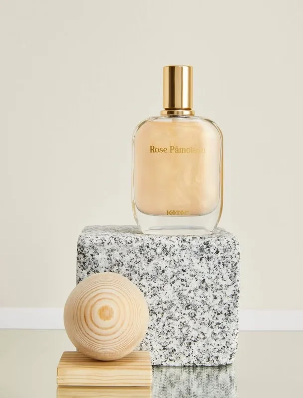 PARFUM PËR FEMRA