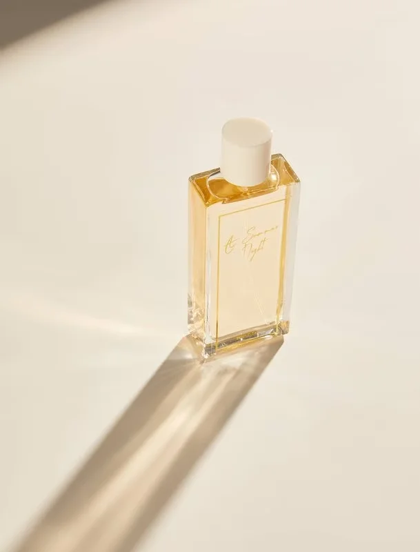 PARFUM PËR FEMRA