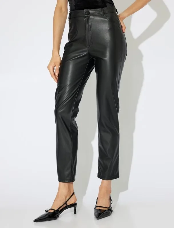 PANTOLLA PËR FEMRA