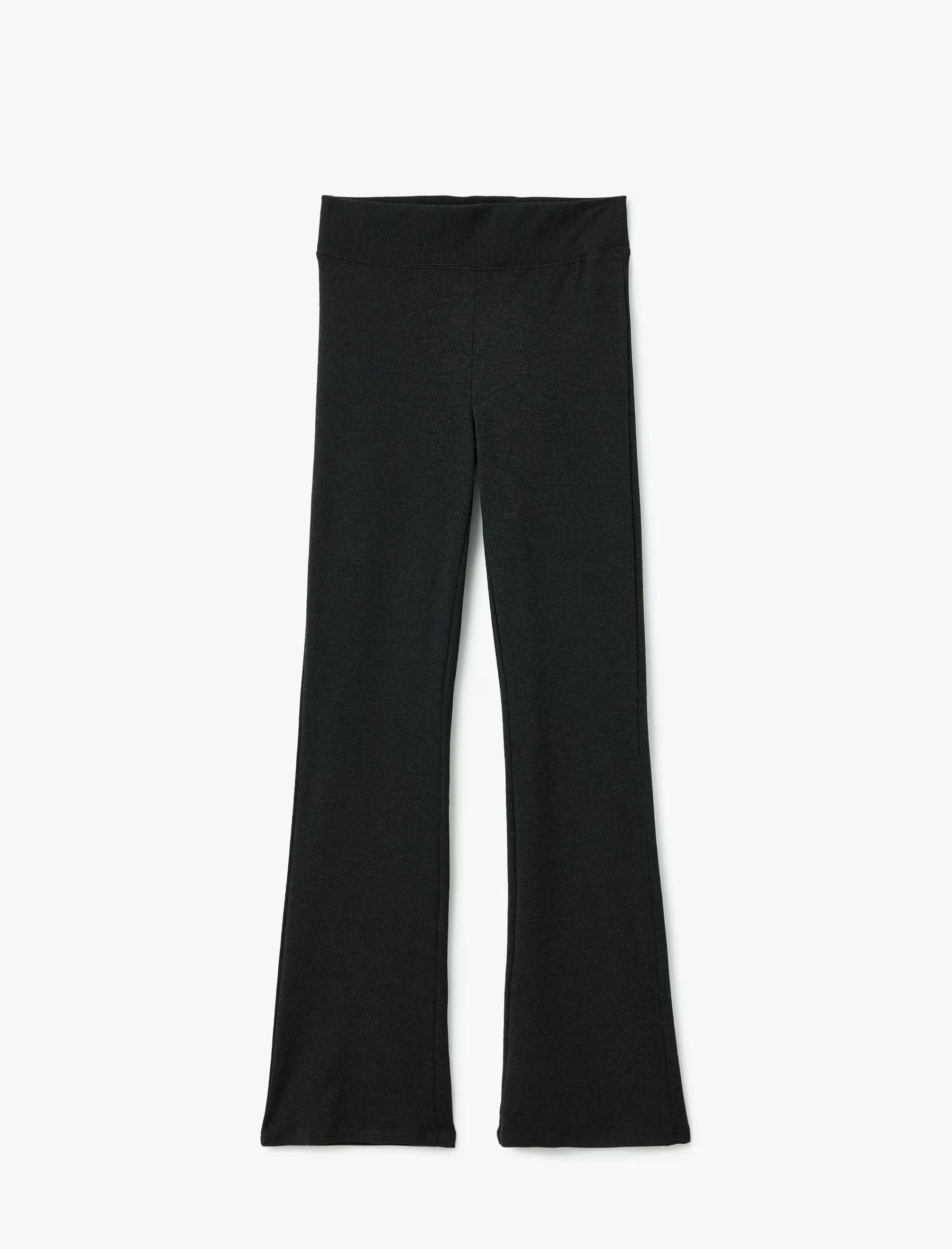 PANTOLLA PËR FEMRA