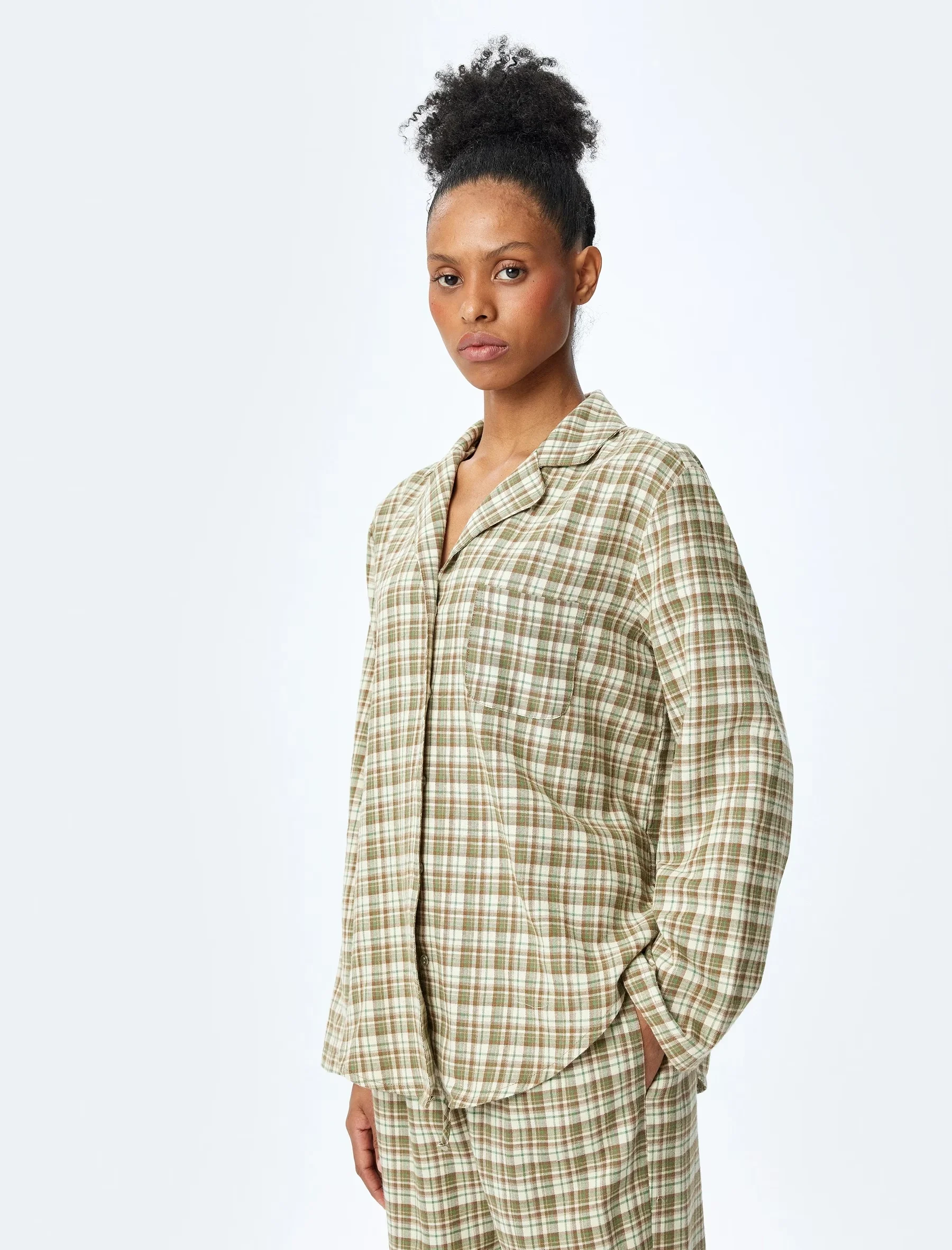 PIZHAME E SIPERME PËR FEMRA