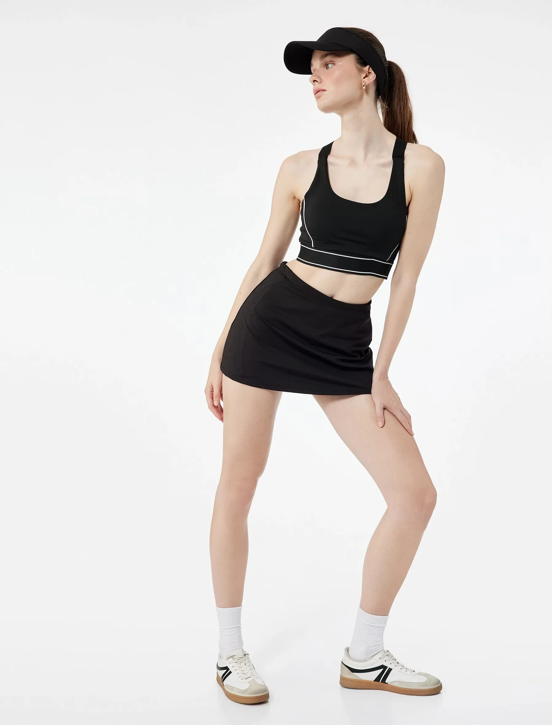 MAICË KIMON PËR FEMRA