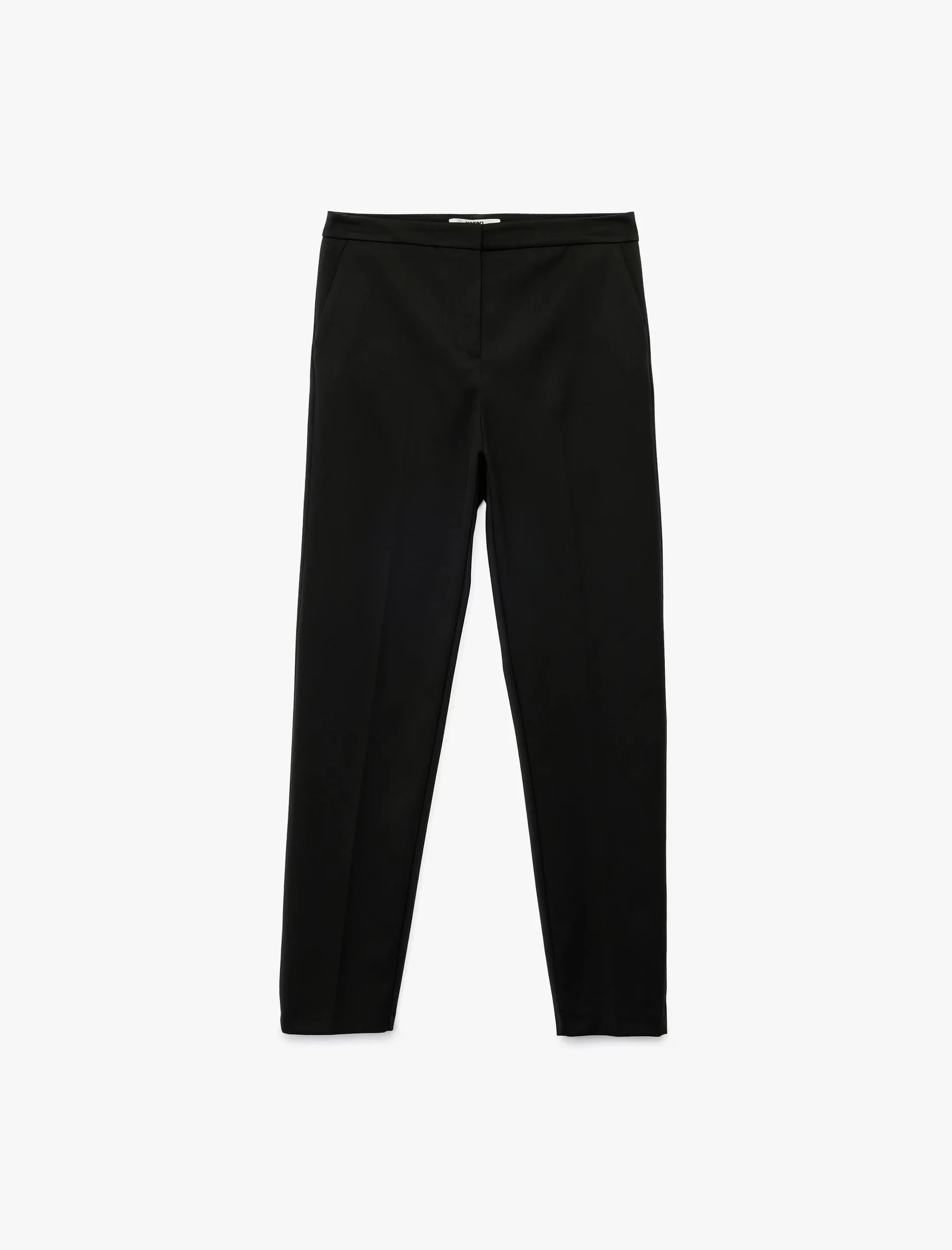 PANTOLLA PËR FEMRA