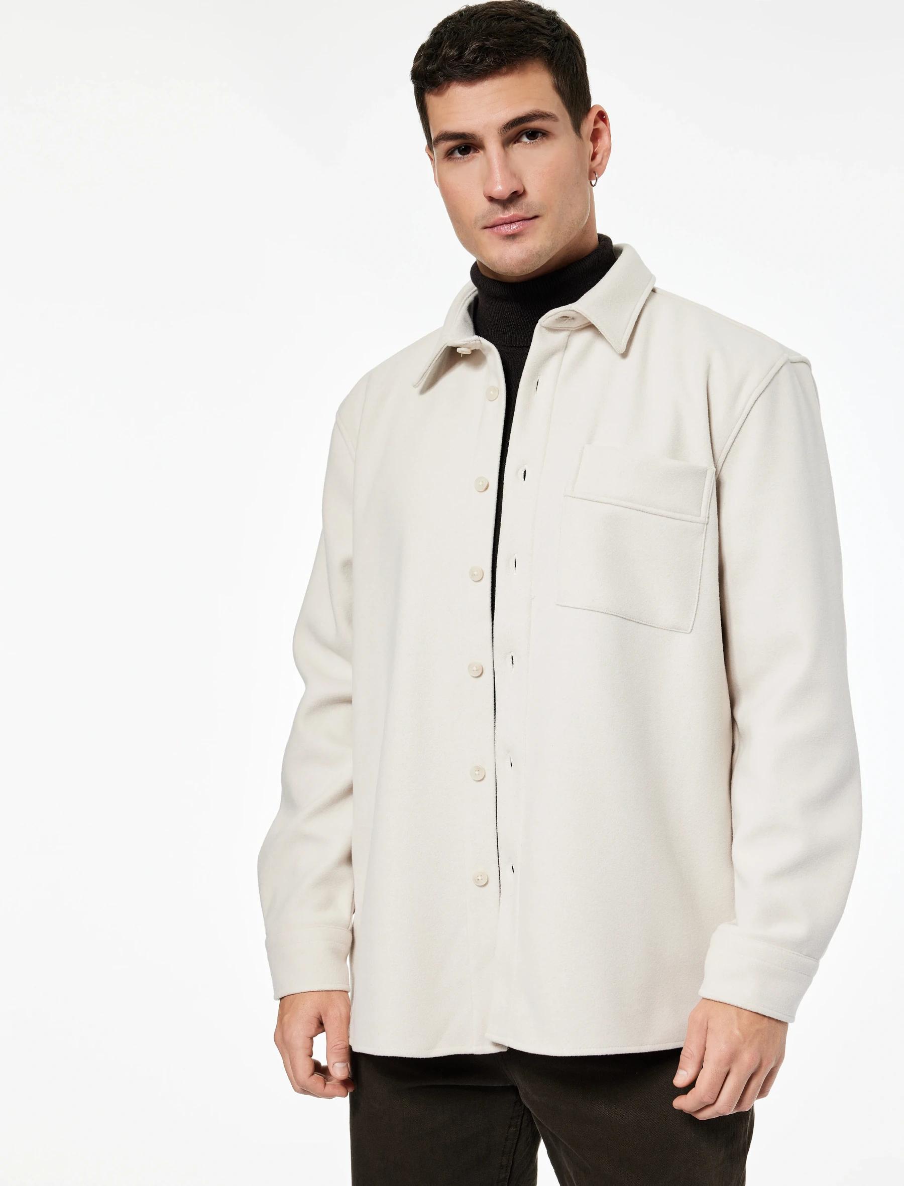 KËMISHË PËR MESHKUJ