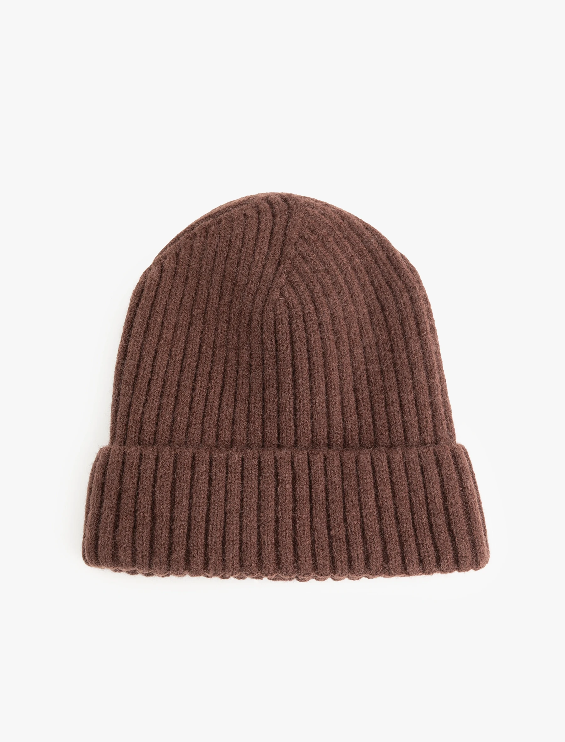 KAPELË PËR MESHKUJ