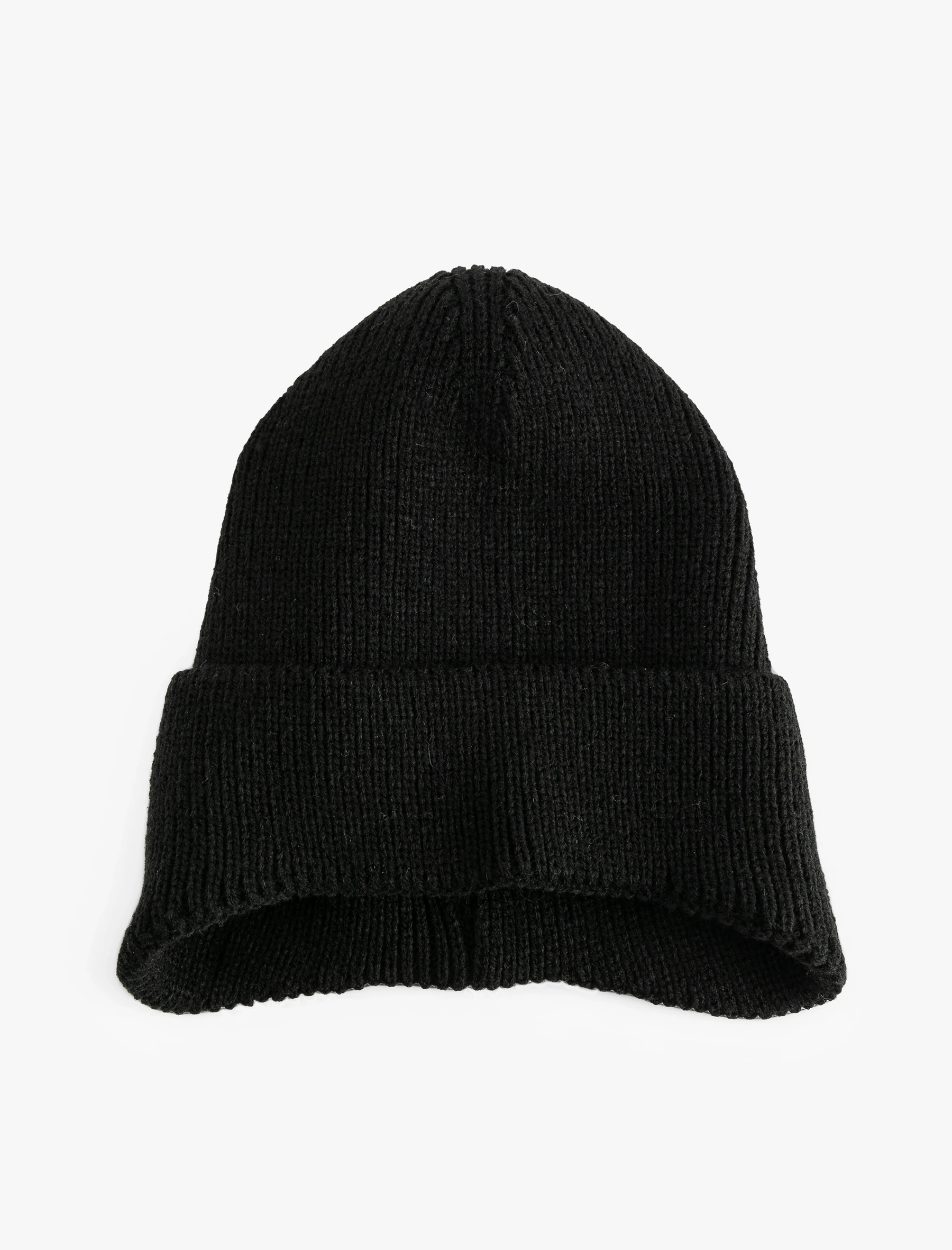 KAPELË PËR MESHKUJ