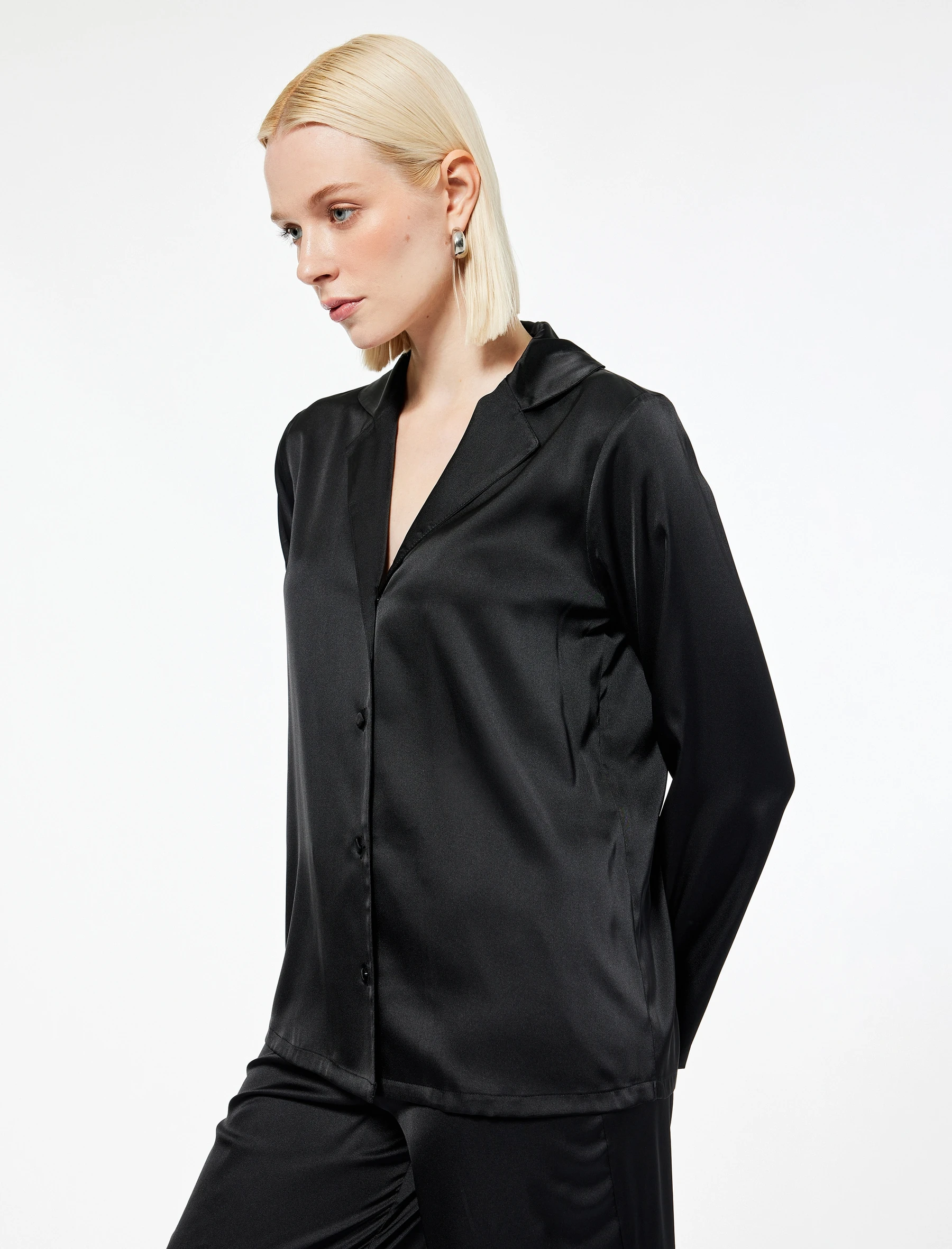 PIZHAME E SIPERME PËR FEMRA