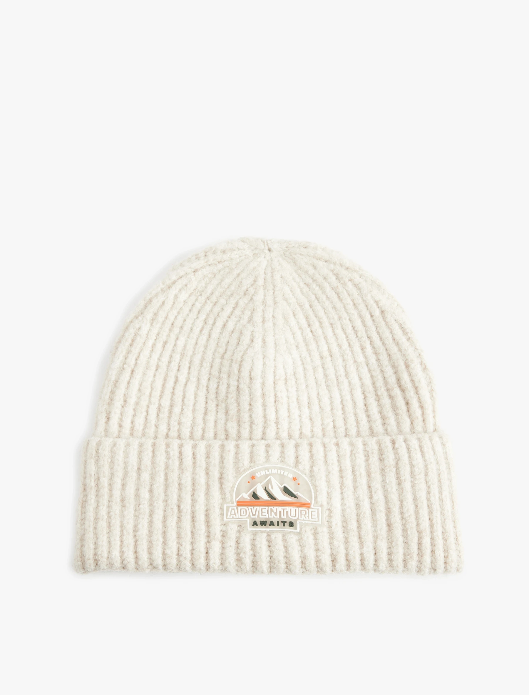 KAPELË PËR MESHKUJ