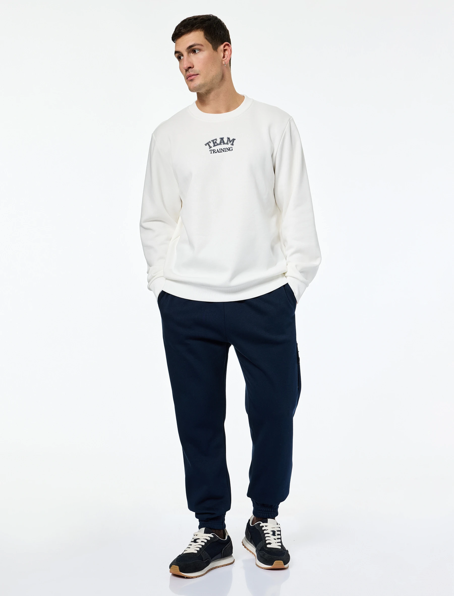 TRENERKA TË POSHTME PËR MESHKUJ