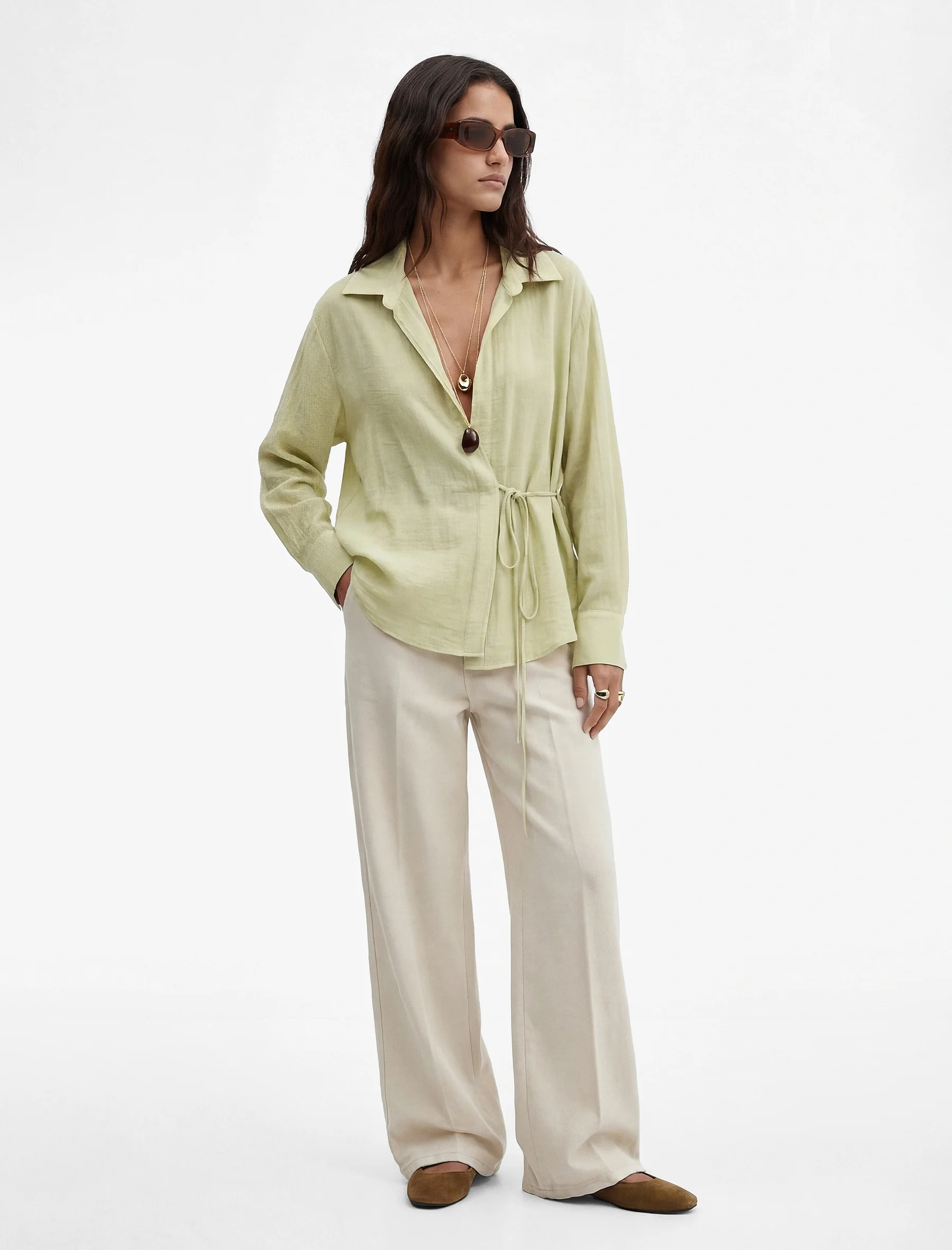 KËMISHË PËR FEMRA