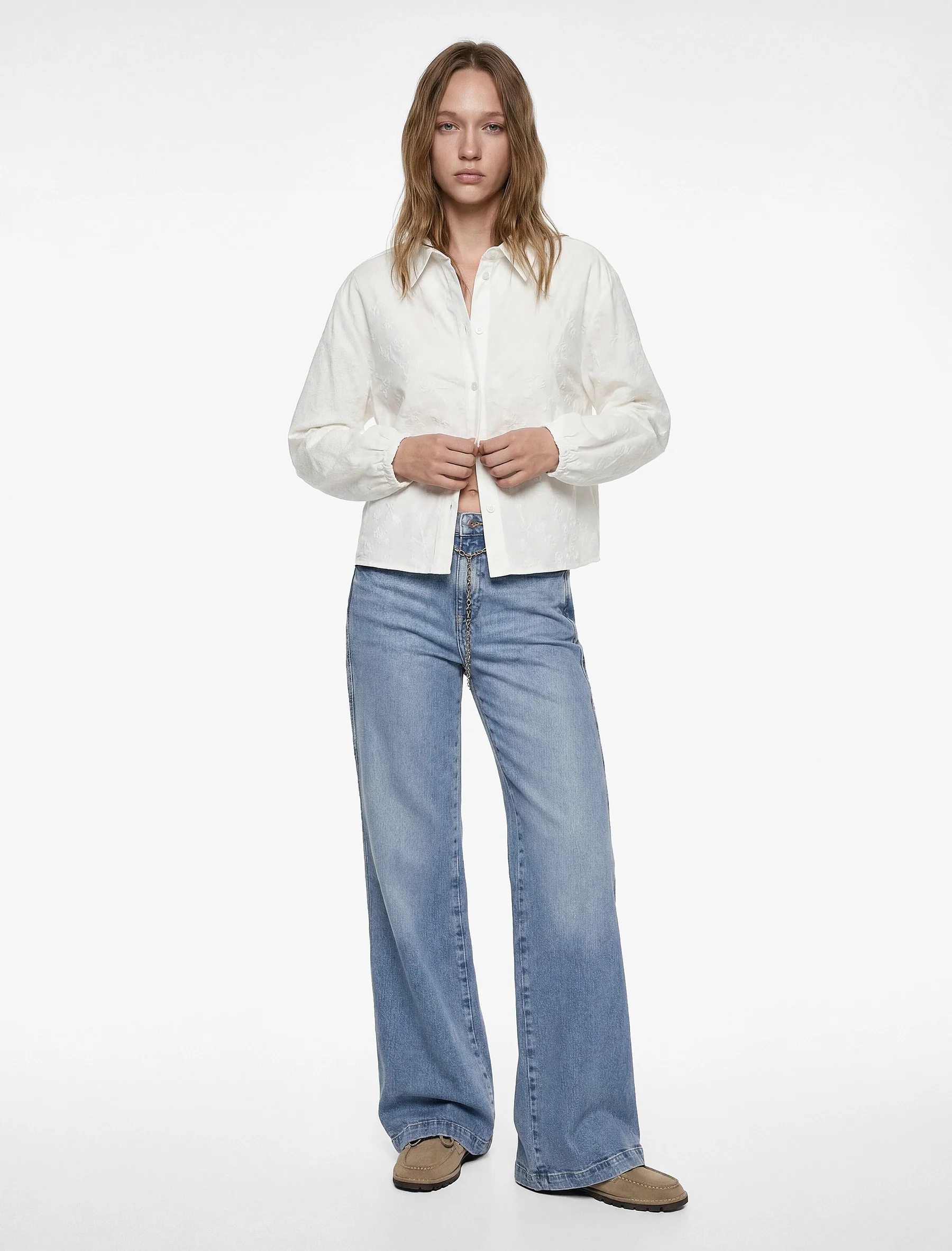 KËMISHË PËR FEMRA