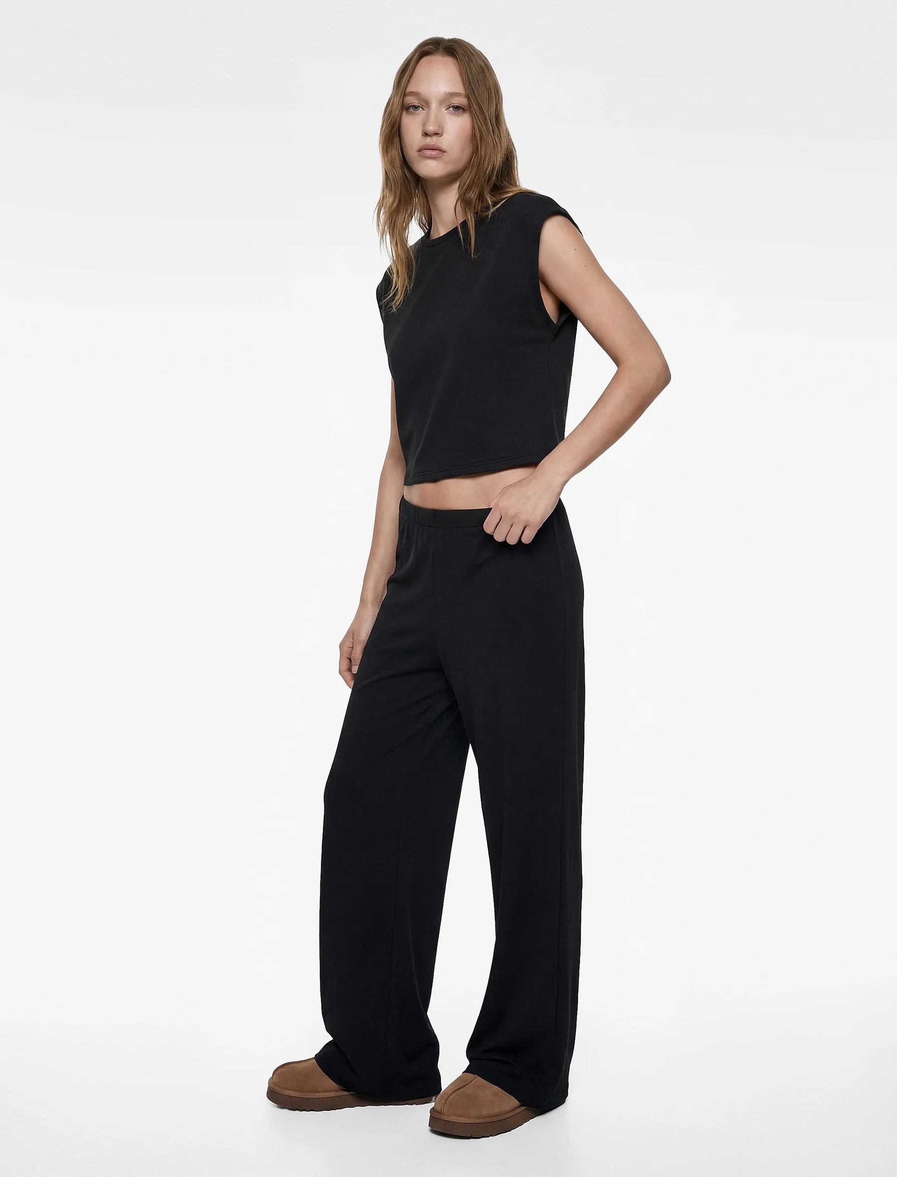 PIZHAME E SIPERME PËR FEMRA