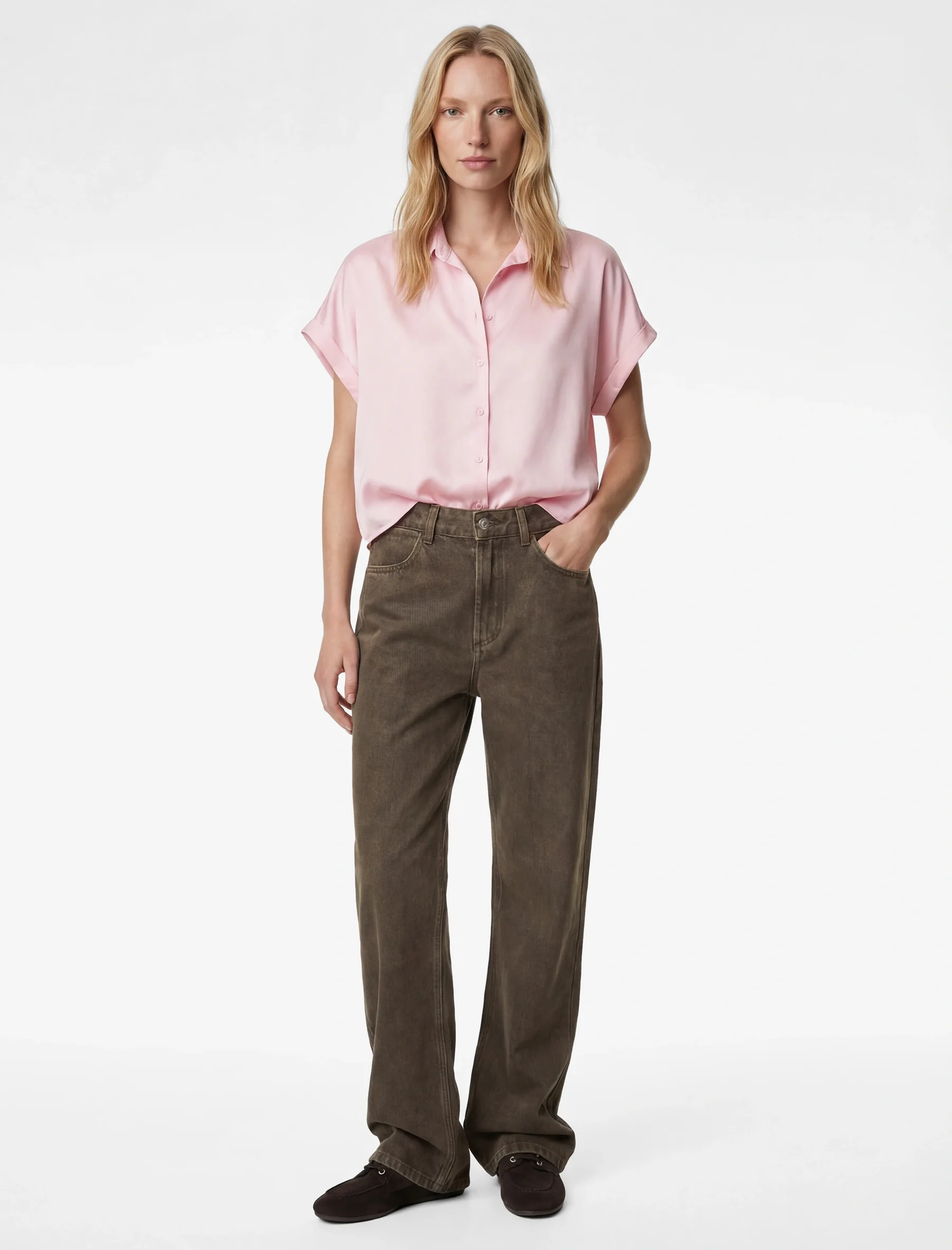 KËMISHË PËR FEMRA