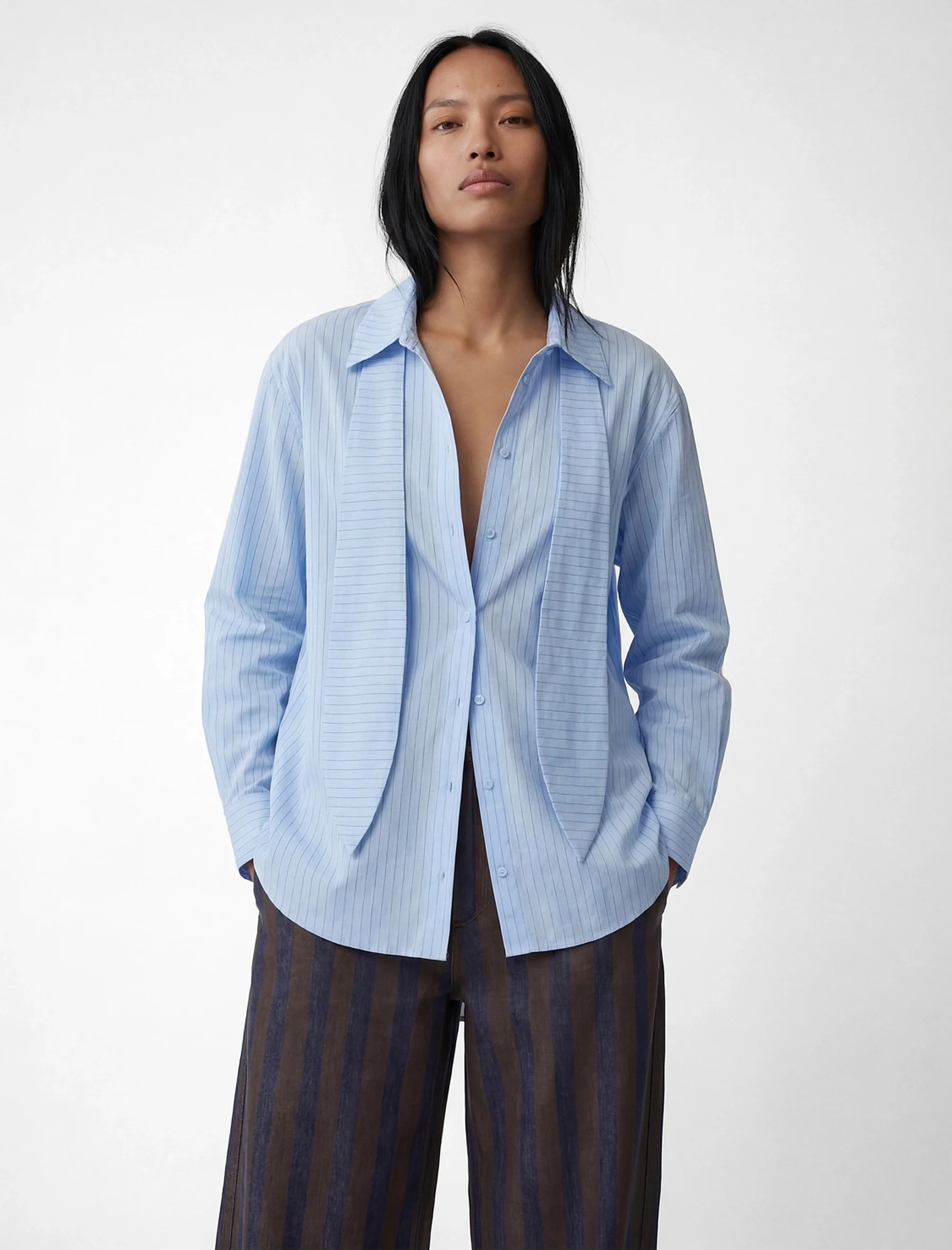 KËMISHË PËR FEMRA