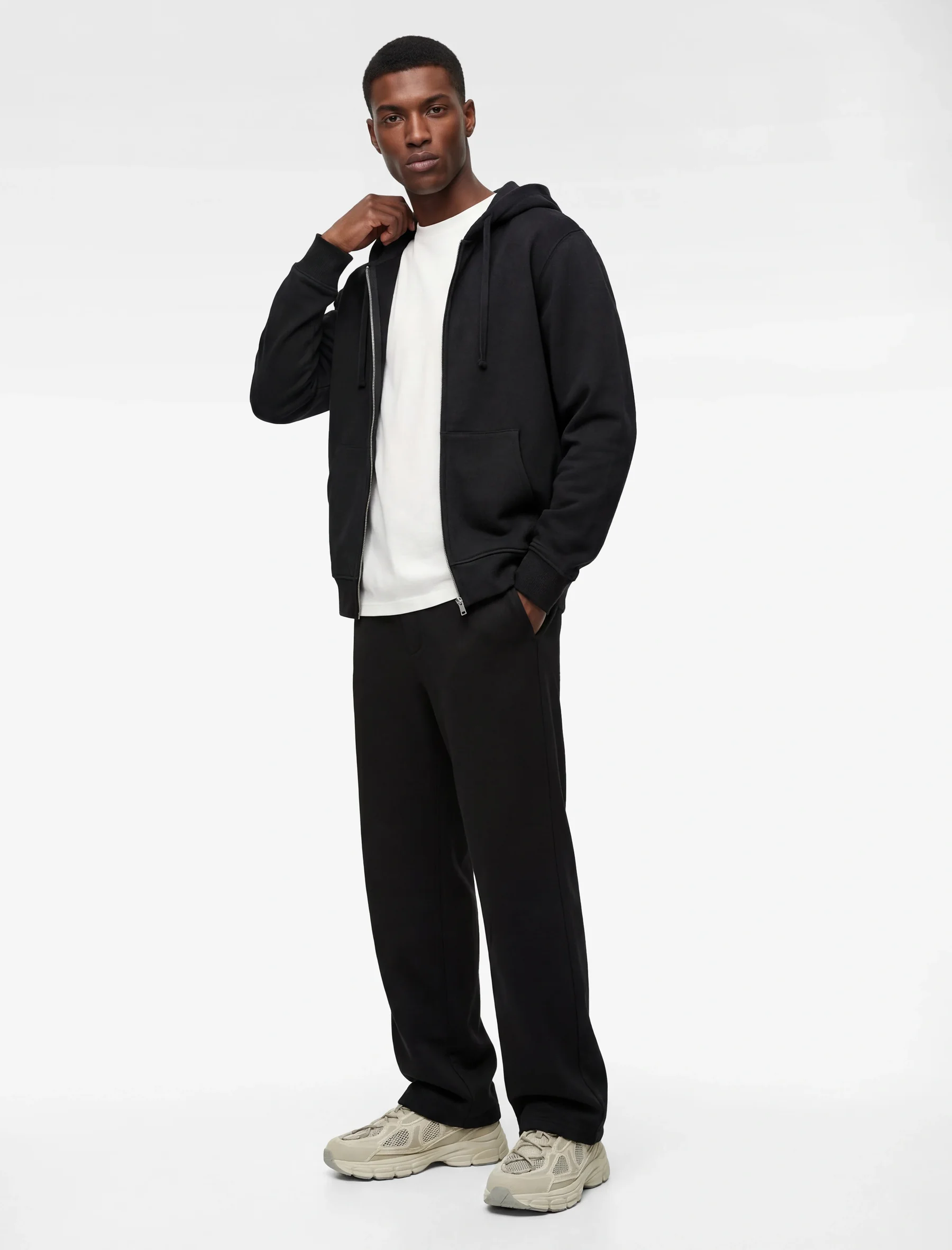 TRENERKA TË POSHTME PËR MESHKUJ