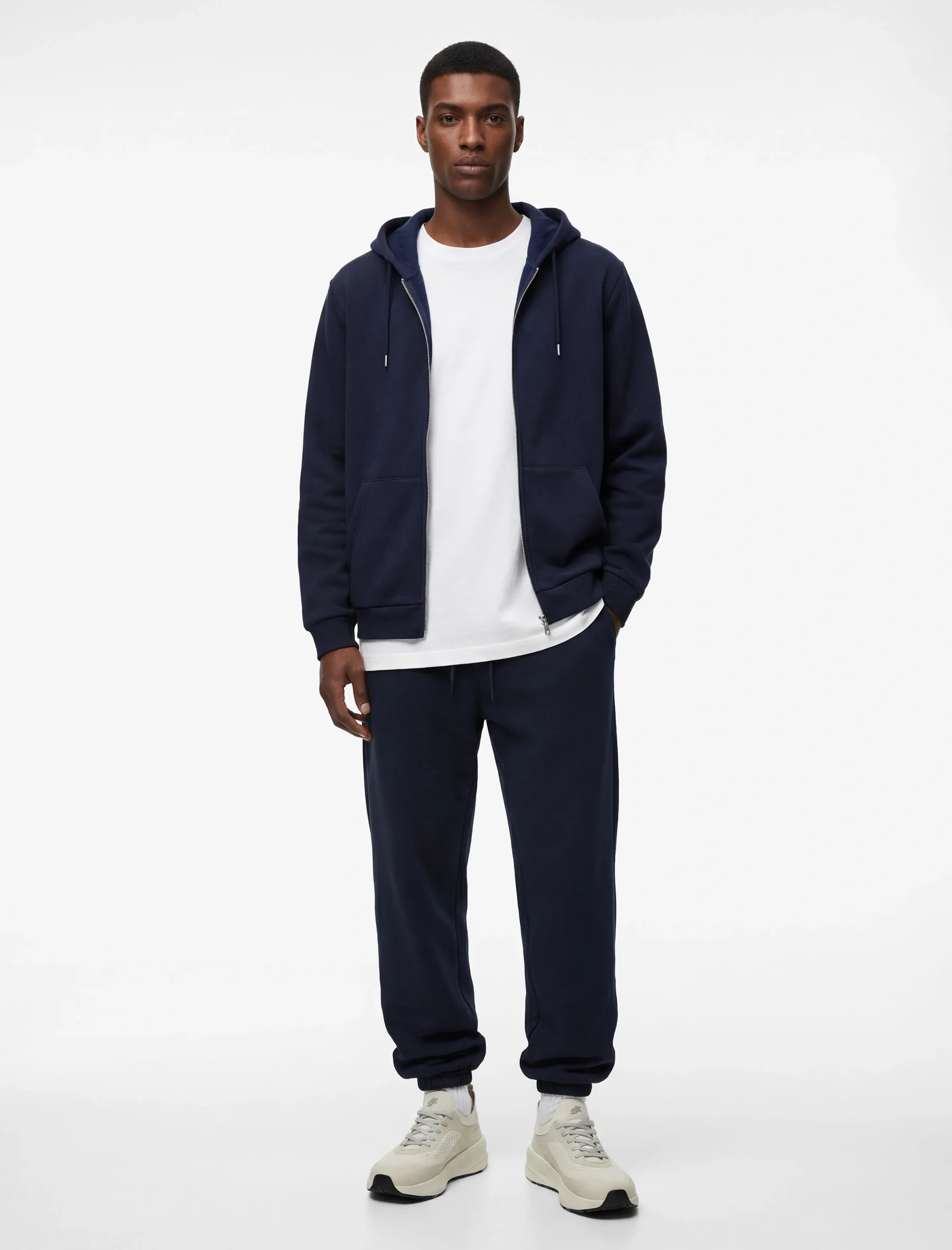 TRENERKA TË POSHTME PËR MESHKUJ