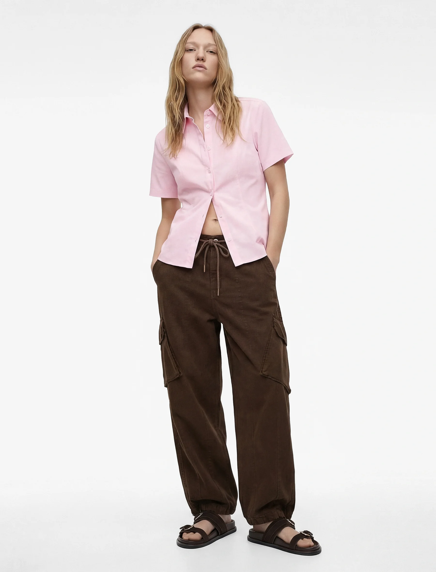 KËMISHË PËR FEMRA