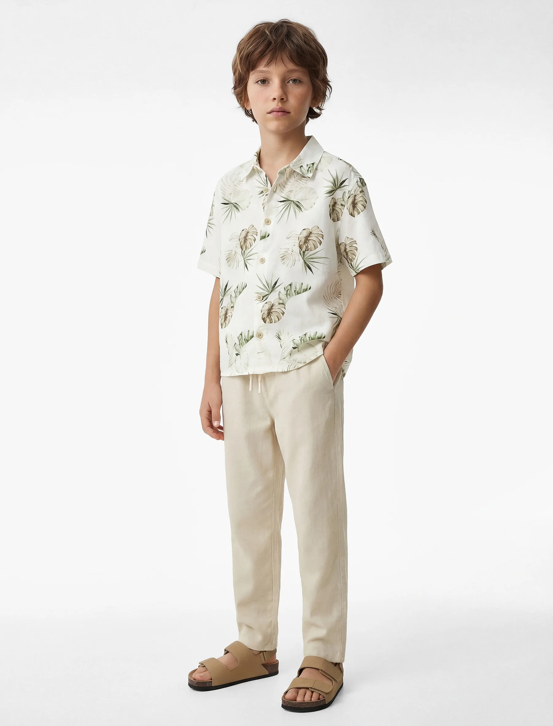 PANTOLLA PËR FËMIJË