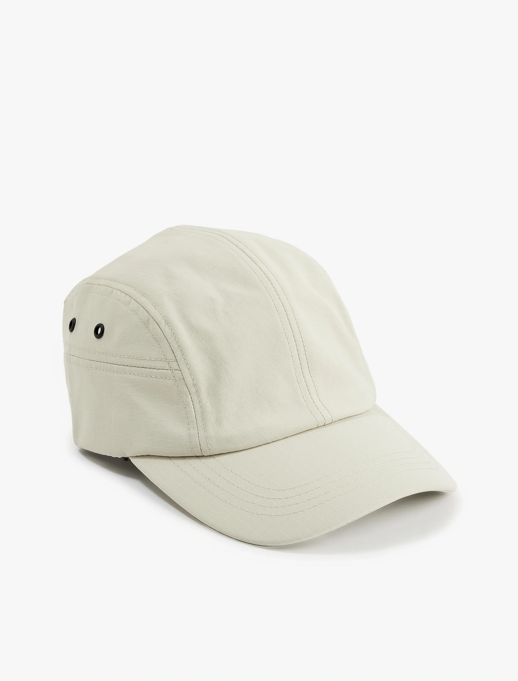 KAPELË PËR MESHKUJ