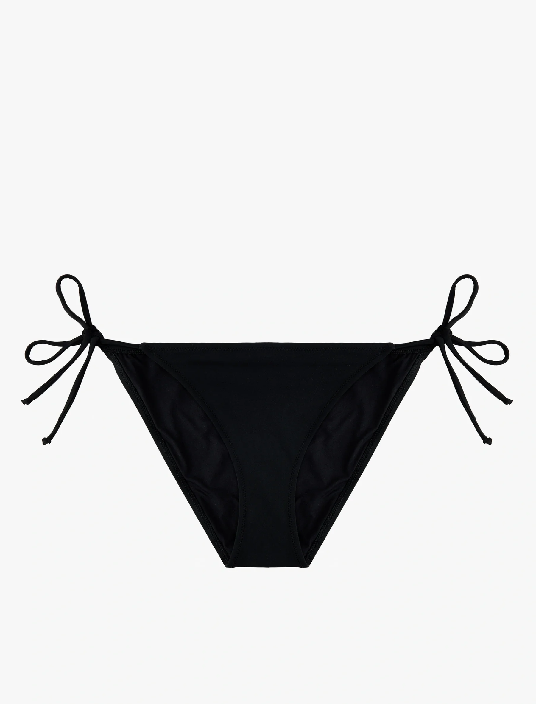 BIKINE TË POSHTME PËR FEMRA