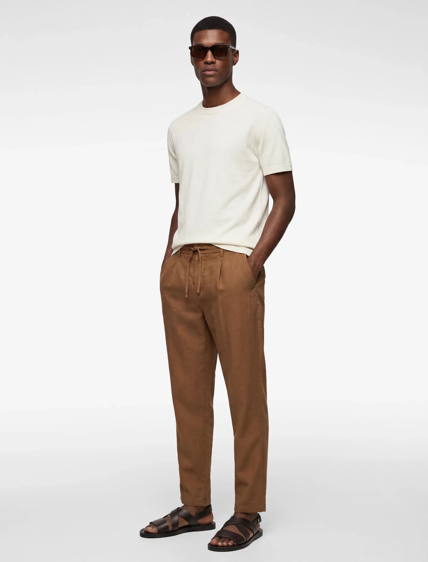 PANTOLLA PËR MESHKUJ