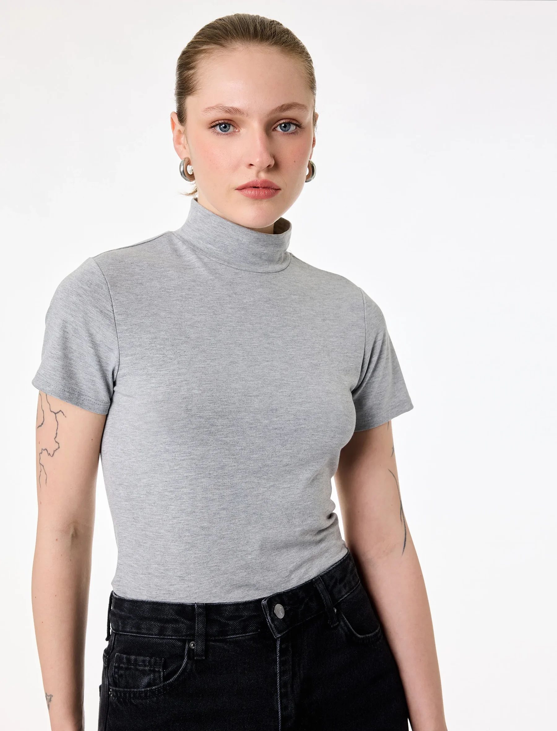 MAICË PËR FEMRA