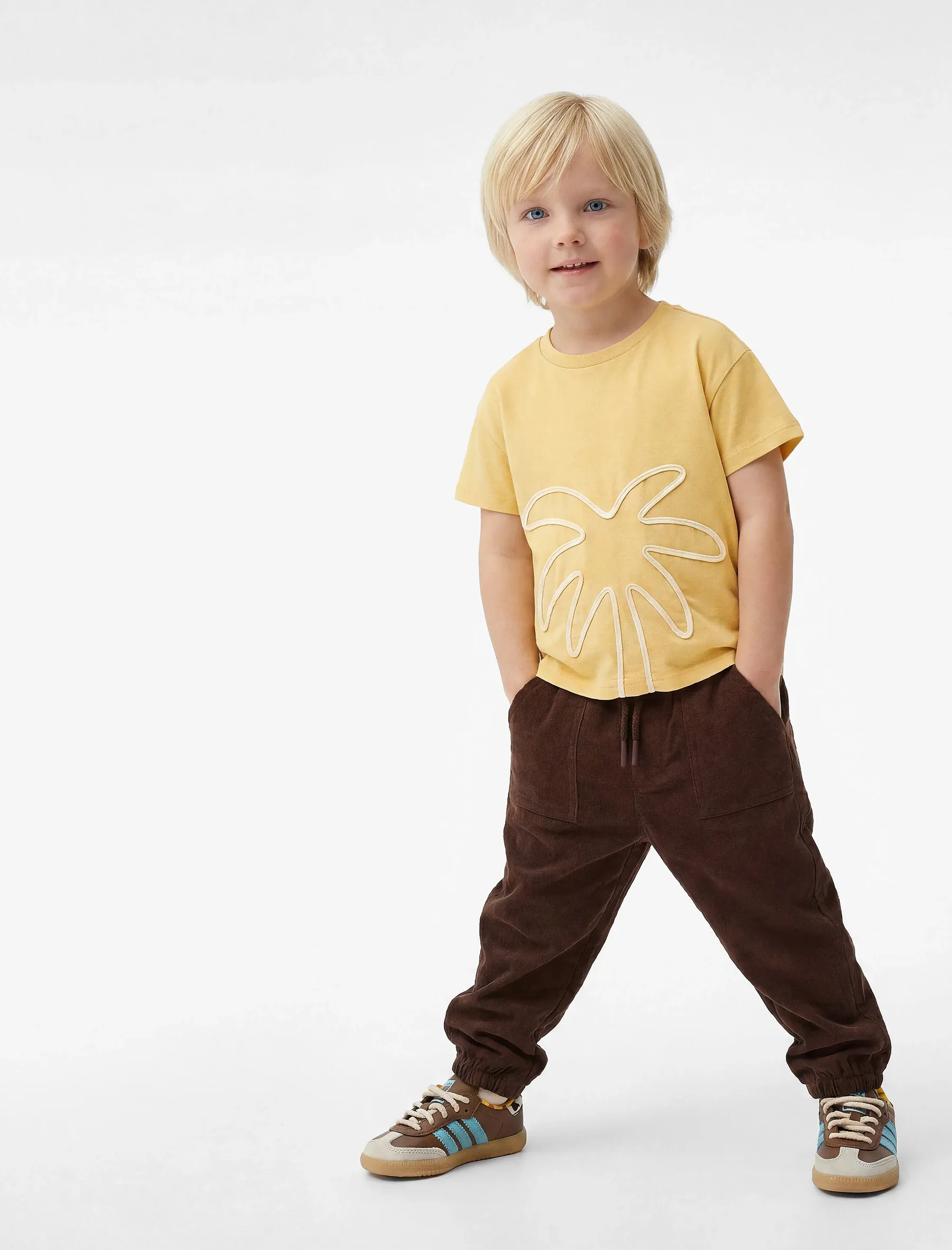 PANTOLLA PËR BEBE