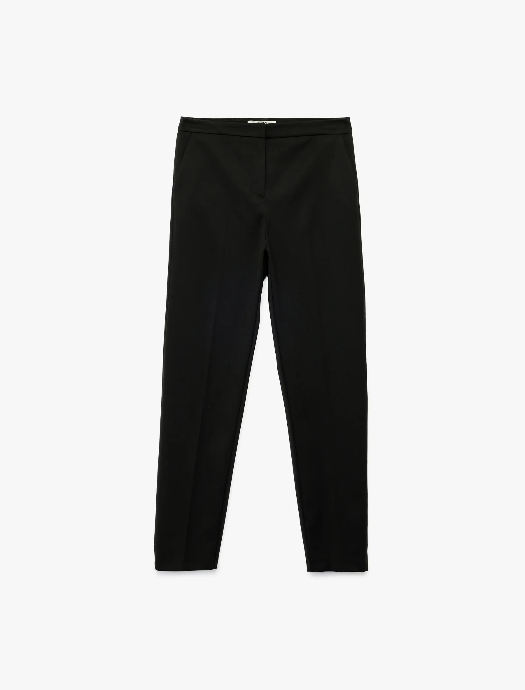 PANTOLLA PËR FEMRA