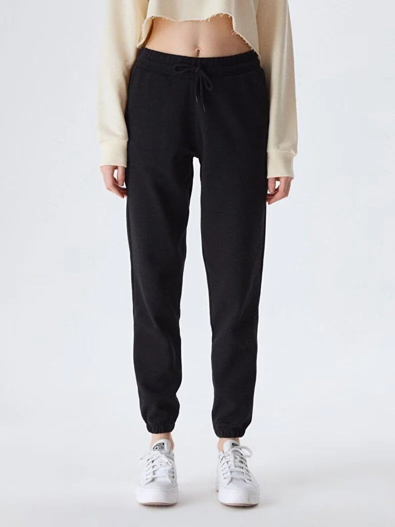 TRENERKA TË POSHTME PËR FEMRA