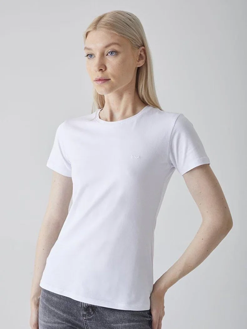 MAICË PËR FEMRA