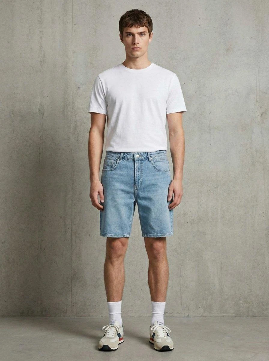 BERMUDE FARMERKE PËR MESHKUJ