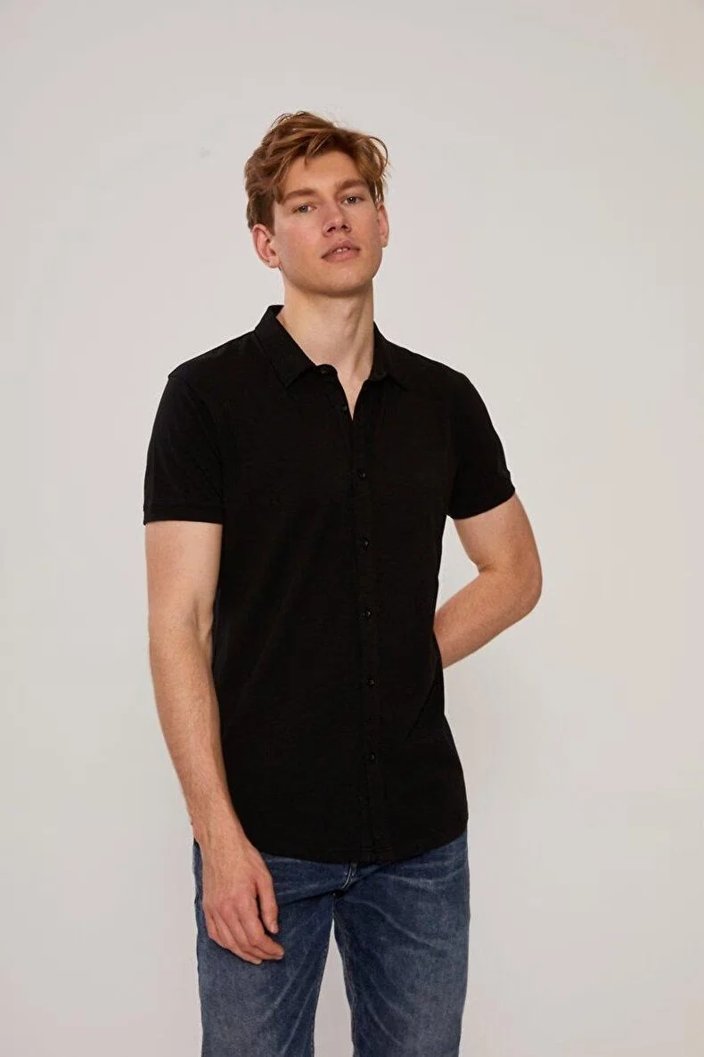 KËMISHË PËR MESHKUJ